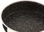KOLIMAX Panvica s nepriľnavým povrchom čierny GRANITEC s rukoväťou  priemer 22 cm, objem 1.5 l