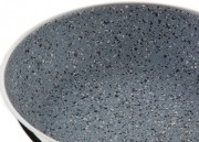 KOLIMAX Panvica s nepriľnavým povrchom šedý GRANITEC s rukoväťou  priemer 26 cm, objem 2.5 l
